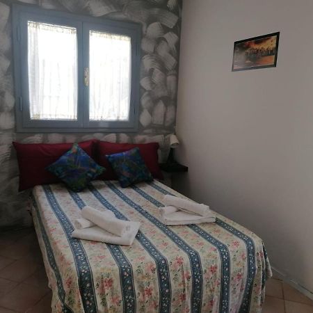 La Casina Giramondo di Ele Viareggio Exterior foto